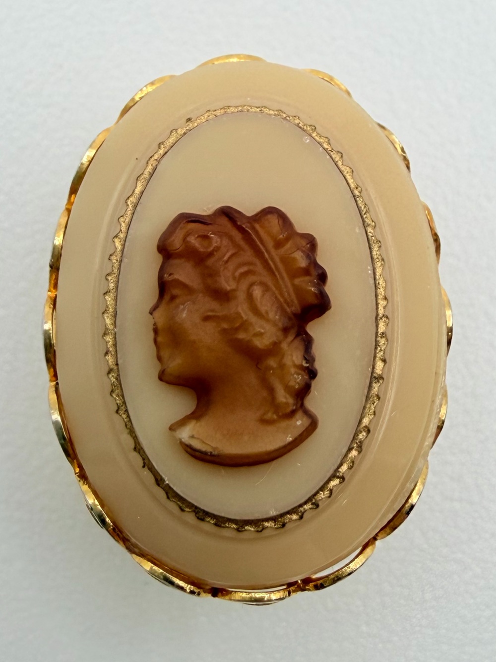 Vintage Tiny Cameo Brooch Gold Tone Oval Pin